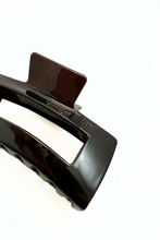 Load image into Gallery viewer, Xxl Dreamy Claw Clip Espresso Clawclips