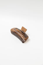 Load image into Gallery viewer, XXL Dreamy Claw Clip Maple clawclips