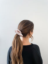 Load image into Gallery viewer, Pearl Dreamy Scrunchie 3