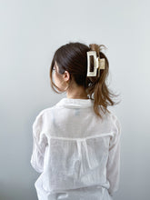 Load image into Gallery viewer, Large Dreamy Claw Clip 2