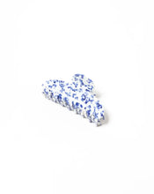 Load image into Gallery viewer, New Moon Clip By Tr Santorini Clawclips