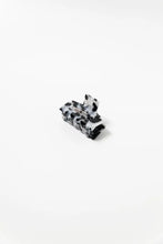 Load image into Gallery viewer, Small Dreamy Claw Clip Black Marble clawclips