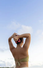 Load image into Gallery viewer, Tr X Bethany Xl Claw Clip Clawclips