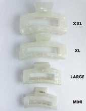 Load image into Gallery viewer, Xxl Dreamy Claw Clip Clawclips