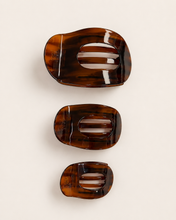 Load image into Gallery viewer, Flat Lay Claw Clip
