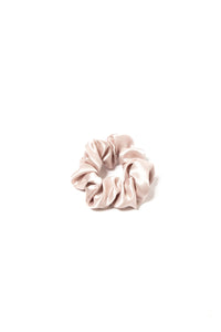 Pearl Dreamy Scrunchie By Tr Scrunchies