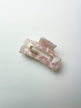 Charger l&#39;image dans la galerie, Mini Aurora Claw Clip Beverly Pink Clawclips
