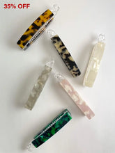 Load image into Gallery viewer, Banana Clip By Tr Clawclips
