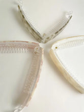 Load image into Gallery viewer, Banana Clip By Tr Clawclips
