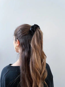 Dreamy Hair Scrunchie