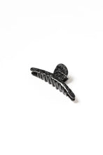 Load image into Gallery viewer, Dreamy Twist Claw Clip - Onyx - clawclips
