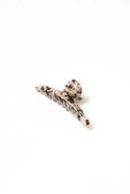 Load image into Gallery viewer, Dreamy Twist Claw Clip - Strawberry Latte - clawclips
