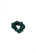 Load image into Gallery viewer, Emerald Dreamy Scrunchie By Tr Scrunchies
