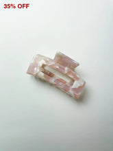Load image into Gallery viewer, Mini Aurora Claw Clip Beverly Pink Clawclips
