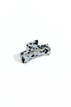 Load image into Gallery viewer, Medium Dreamy Claw Clip Black Marble Clawclips
