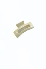 Load image into Gallery viewer, Medium Dreamy Claw Clip Buttermilk Clawclips
