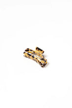 Load image into Gallery viewer, Medium Dreamy Claw Clip Clawclips
