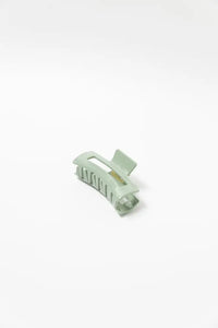 Medium Dreamy Claw Clip Pistachio clawclips