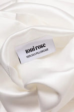 Load image into Gallery viewer, Silk Pillowcase (Standard/Queen) Pillowcase
