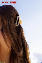 Load image into Gallery viewer, Tr X Bethany Mini Claw Clip Clawclips
