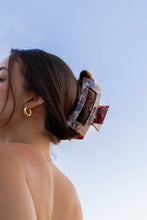 Load image into Gallery viewer, Tr X Bethany Xxl Claw Clip Cappuccino Clawclips
