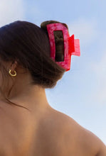 Load image into Gallery viewer, Tr X Bethany Xxl Claw Clip Pink Clawclips
