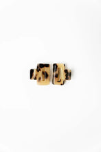Load image into Gallery viewer, XS Dreamy Claw Clip Light Tortoise clawclips
