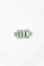 Load image into Gallery viewer, XS Dreamy Claw Clip Pistachio clawclips

