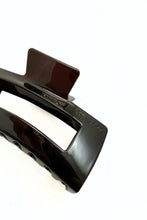Load image into Gallery viewer, Xxl Dreamy Claw Clip Espresso Clawclips
