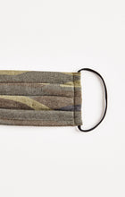 Load image into Gallery viewer, Kids Camo Reusable Face Mask 
